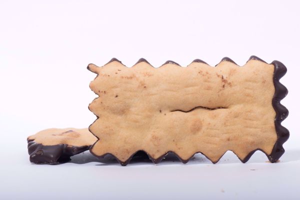 Immagine di Chiacchiere Ricoperte al Cioccolato kg. 2